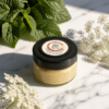 Gommage spécial visage avec une exfoliation très douce et des ingrédients réputés pour leur effet bonne mine
